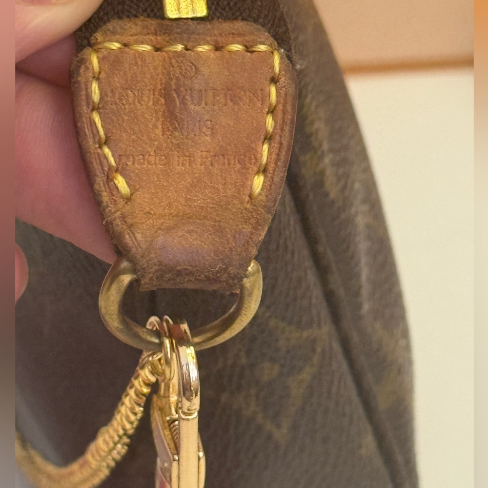 🎊SOLD🎊Louis Vuitton Pochette Accessorie 🌟 - Picture 12 of 12
